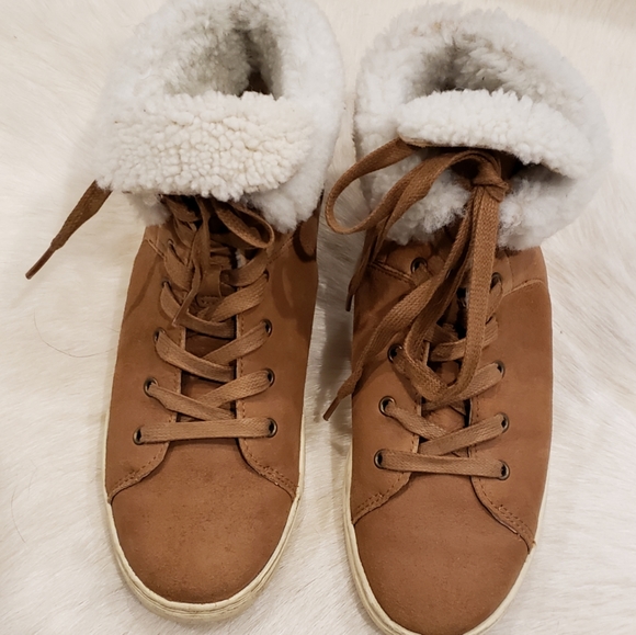 UGG Sneakers, classics Shearling, Hightops
